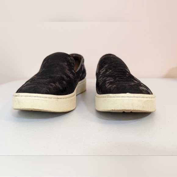 Sofft Women's Somers Leather Snakeskin Print Slip On Sneaker Size 9 Black Loafer - Picture 5 of 8